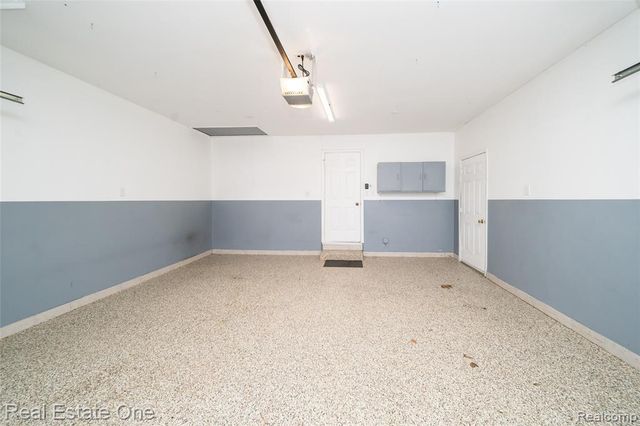 26053 Eureka Drive, Warren, MI 48091