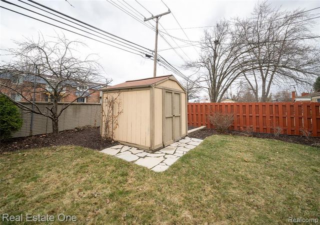 26053 Eureka Drive, Warren, MI 48091