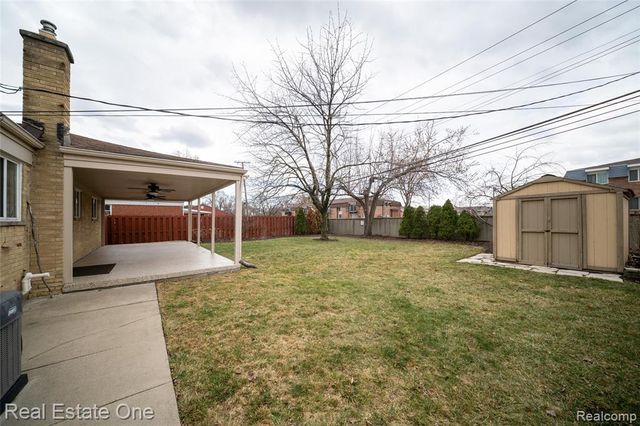 26053 Eureka Drive, Warren, MI 48091