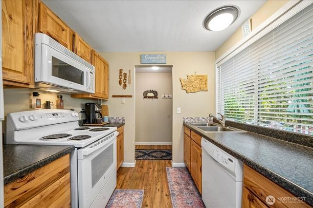 11618 Breaker Way, Anderson Island, WA 98303
