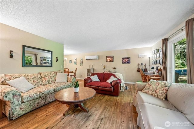 11618 Breaker Way, Anderson Island, WA 98303