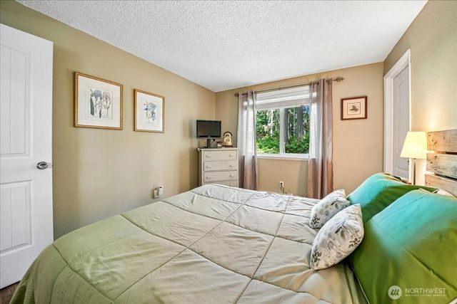 11618 Breaker Way, Anderson Island, WA 98303