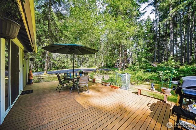 11618 Breaker Way, Anderson Island, WA 98303