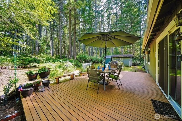 11618 Breaker Way, Anderson Island, WA 98303
