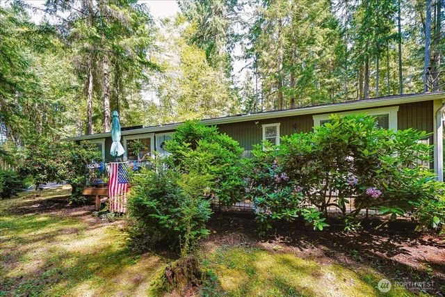 11618 Breaker Way, Anderson Island, WA 98303