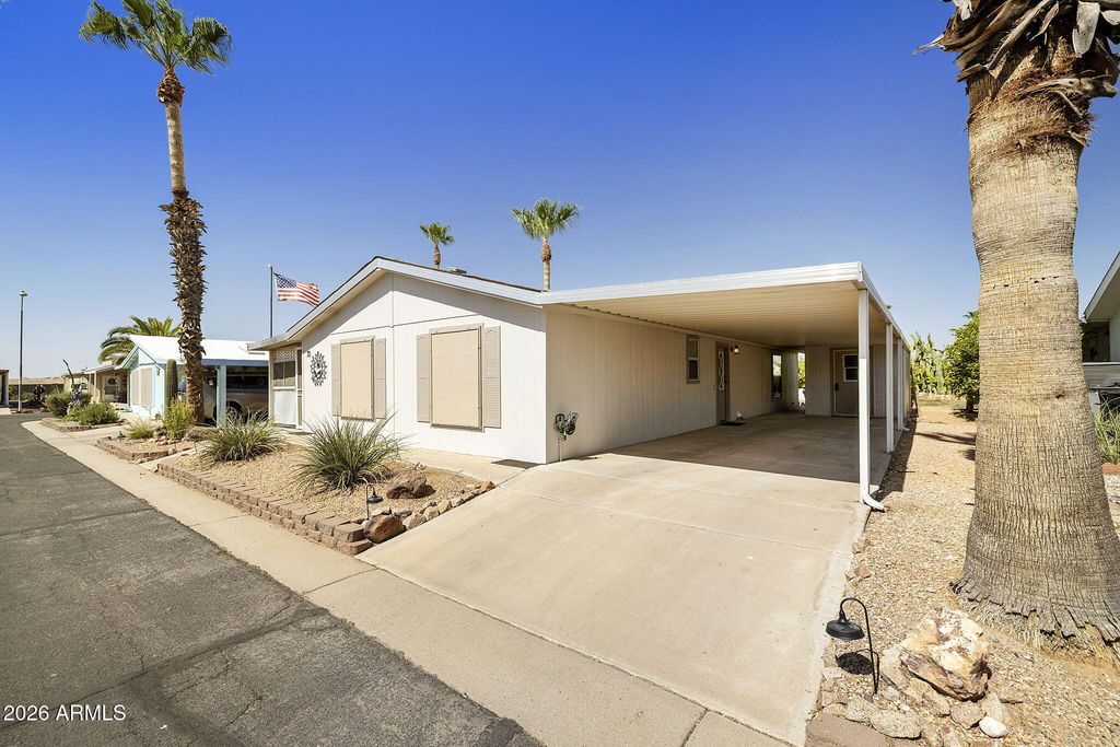 3700 S TOMAHAWK Road 70, Apache Junction, AZ 85119 — exterior