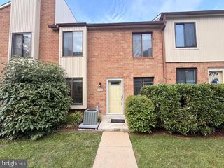 6702 HILLTOP DR, Brookhaven, PA 19015