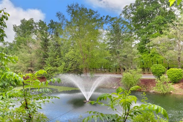 26 N De Baun Avenue 104, Suffern, NY 10901