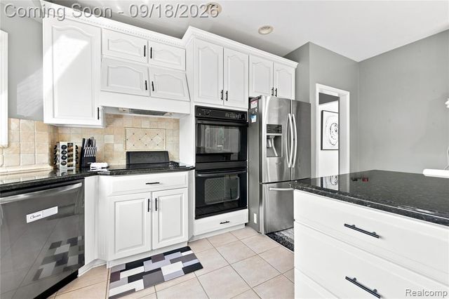 19344 River Valley Drive, Macomb, MI 48044
