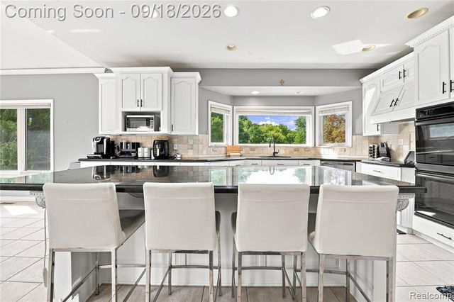 19344 River Valley Drive, Macomb, MI 48044