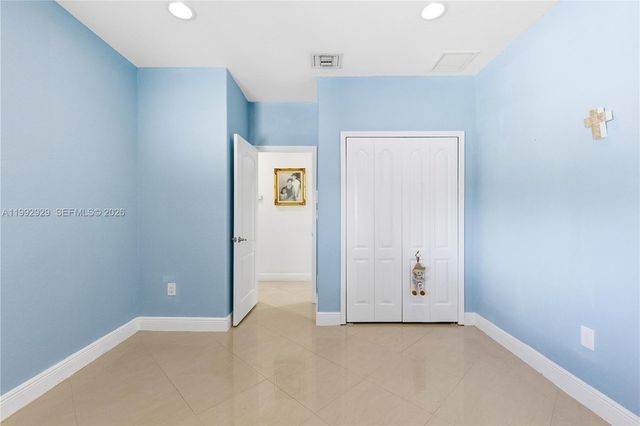 15184 SW 20th St, Miami, FL 33185