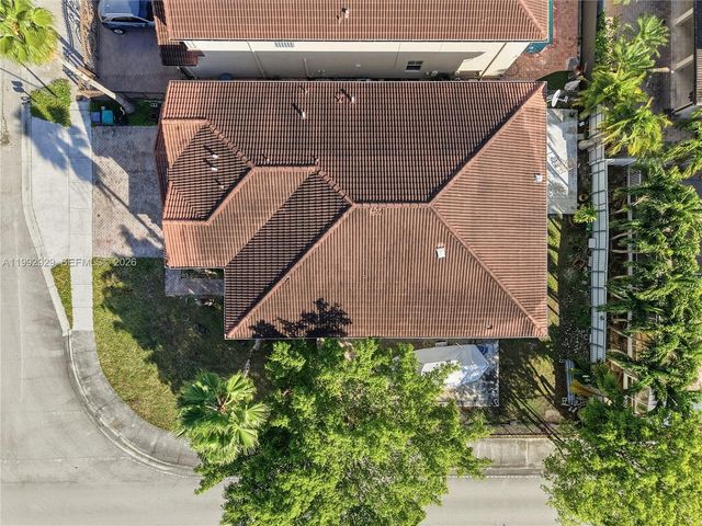 15184 SW 20th St, Miami, FL 33185