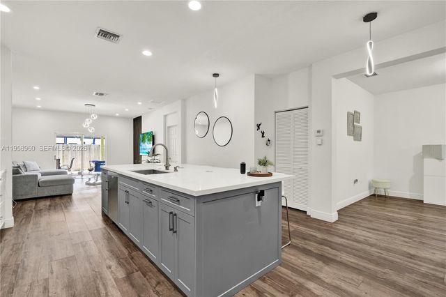 3472 NE 2nd St, Homestead, FL 33033