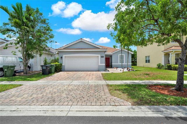 3472 NE 2nd St, Homestead, FL 33033