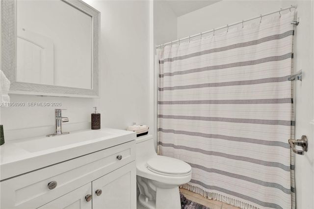 3472 NE 2nd St, Homestead, FL 33033