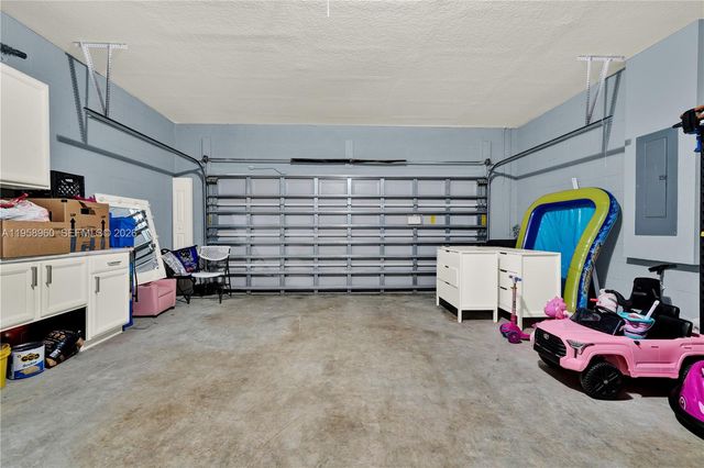 3472 NE 2nd St, Homestead, FL 33033