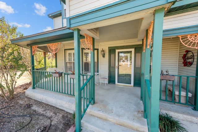 435 Childress Creek Drive, China Spring, TX 76633