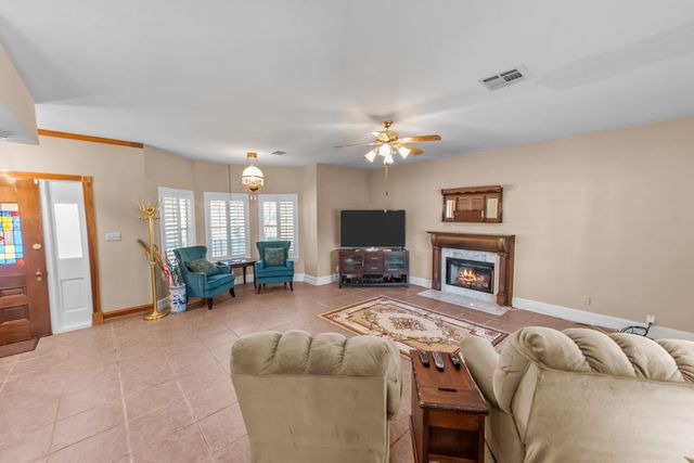 435 Childress Creek Drive, China Spring, TX 76633