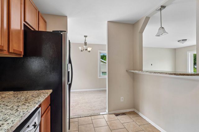 36 GARVEY LN, Newark, DE 19702