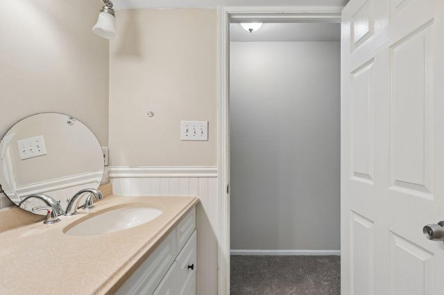 36 GARVEY LN, Newark, DE 19702