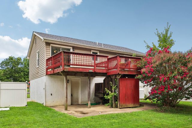 36 GARVEY LN, Newark, DE 19702
