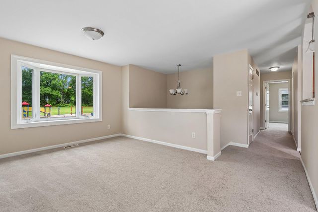36 GARVEY LN, Newark, DE 19702