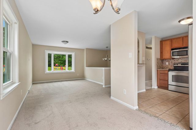 36 GARVEY LN, Newark, DE 19702