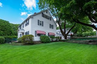 192 West Main Street, Westborough, MA 01581
