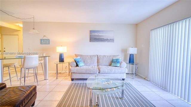 2900 Banyan St 408, Fort Lauderdale, FL 33316