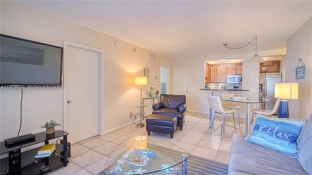 2900 Banyan St 408, Fort Lauderdale, FL 33316