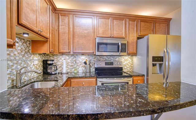 2900 Banyan St 408, Fort Lauderdale, FL 33316