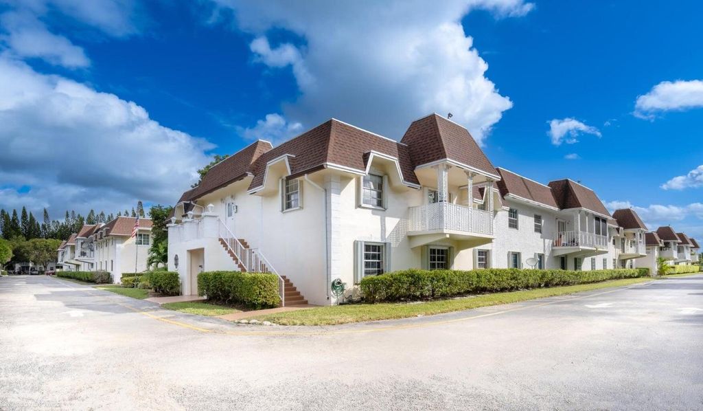 708 SE 2nd Avenue 421, Deerfield Beach, FL 33441