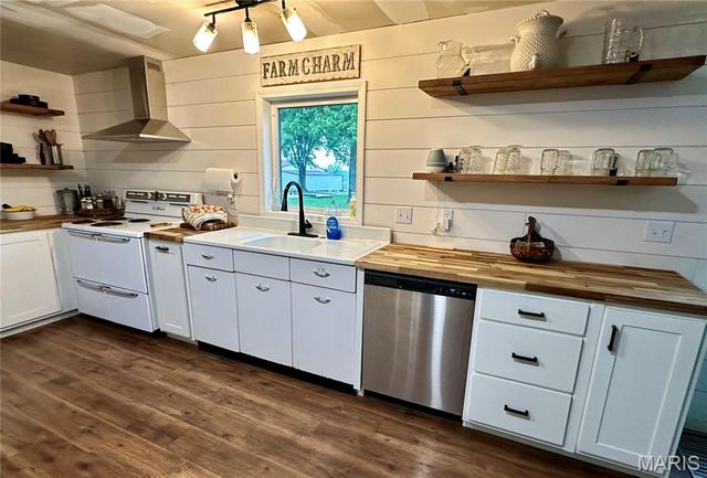 5293 Highway O, Rolla, MO 65401