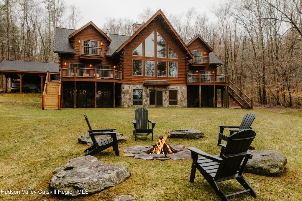 249 Woodstone Trail, White Lake, NY 12786