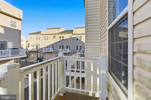 10510 PRESIDENTIAL PKWY, Upper Marlboro, MD 20772