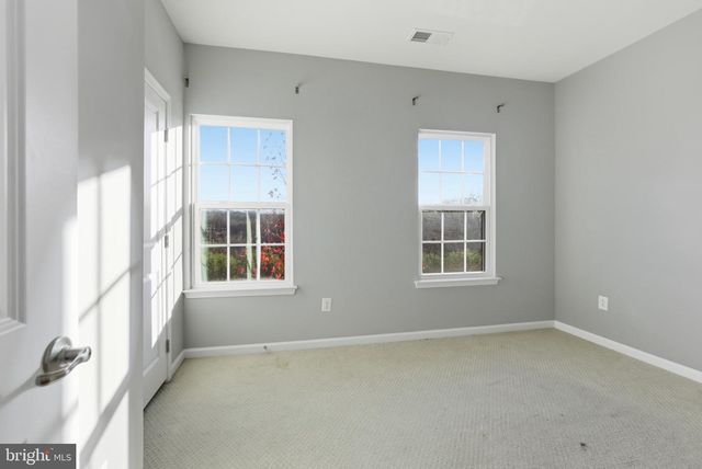 10510 PRESIDENTIAL PKWY, Upper Marlboro, MD 20772