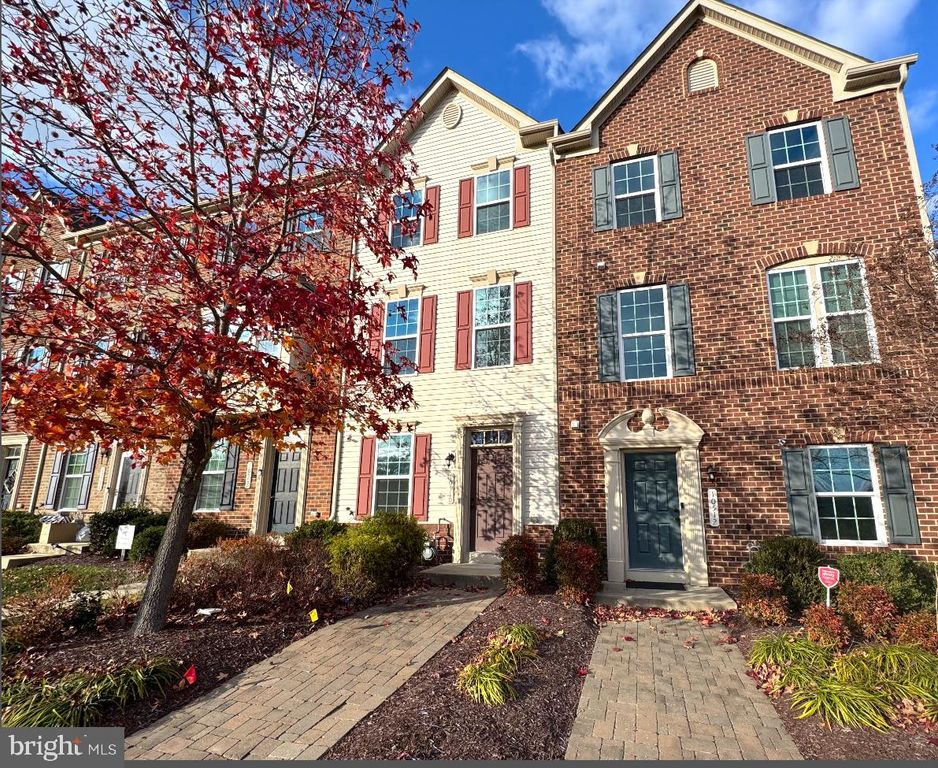 10510 PRESIDENTIAL PKWY, Upper Marlboro, MD 20772