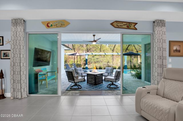 228 Cheeseburger Drive, Daytona Beach, FL 32124