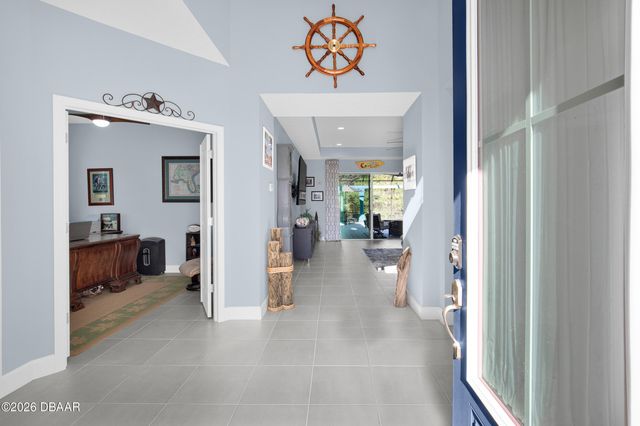 228 Cheeseburger Drive, Daytona Beach, FL 32124