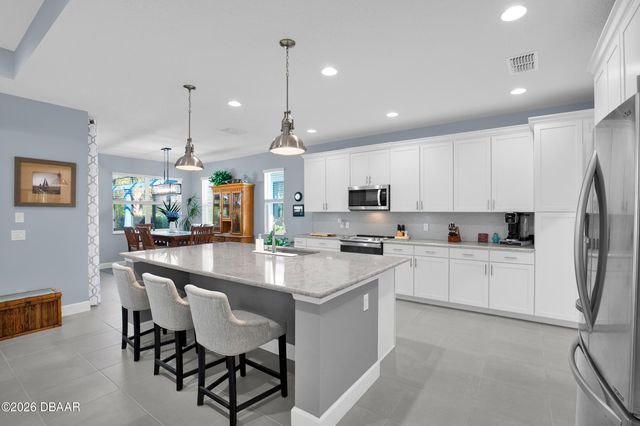 228 Cheeseburger Drive, Daytona Beach, FL 32124