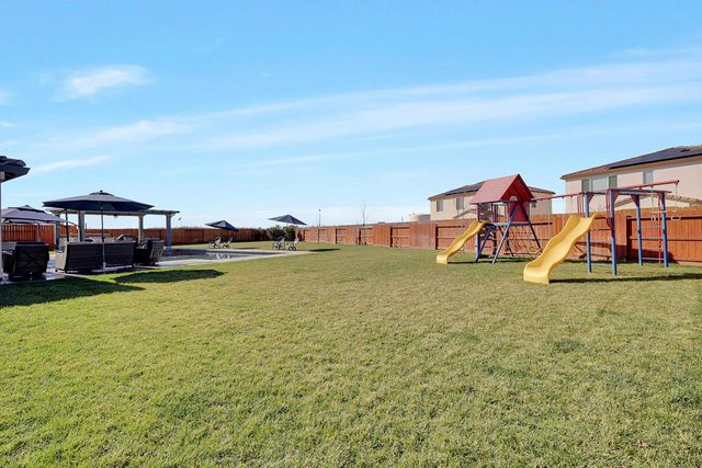 2014 Coffee Creek Way, Plumas Lake, CA 95961