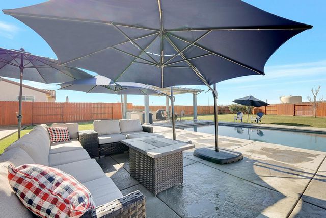 2014 Coffee Creek Way, Plumas Lake, CA 95961