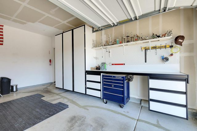 2014 Coffee Creek Way, Plumas Lake, CA 95961