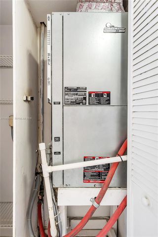 2025 NE 164th St 907, North Miami Beach, FL 33162