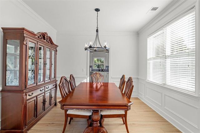 108 Woodview Court, Woodstock, GA 30188