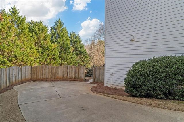 108 Woodview Court, Woodstock, GA 30188