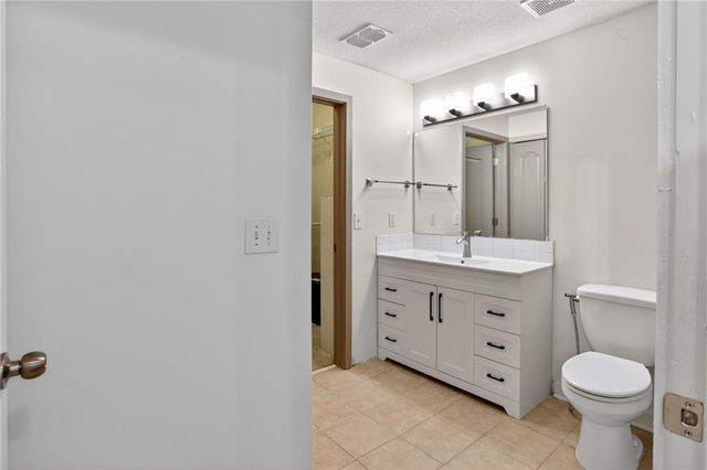 390 17th NW Street 2025, Atlanta, GA 30363