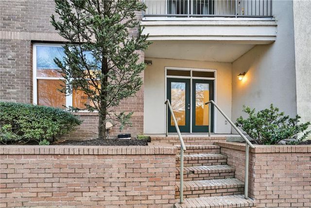 390 17th NW Street 2025, Atlanta, GA 30363