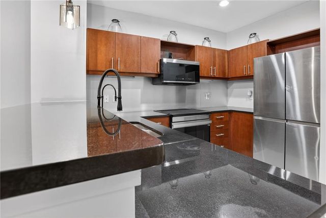 390 17th NW Street 2025, Atlanta, GA 30363