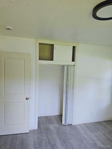 31 Louise Lane, Cahokia, IL 62206